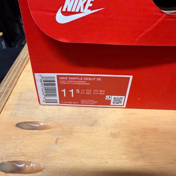 Nike Waffle Debut SE, size 11.5 (OPEN TO OFFERS) - Picture 4 of 4